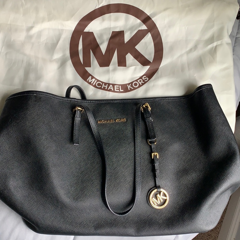 Michael Kors tote